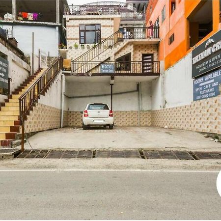 Tirthan Crest Homestay Banjār エクステリア 写真